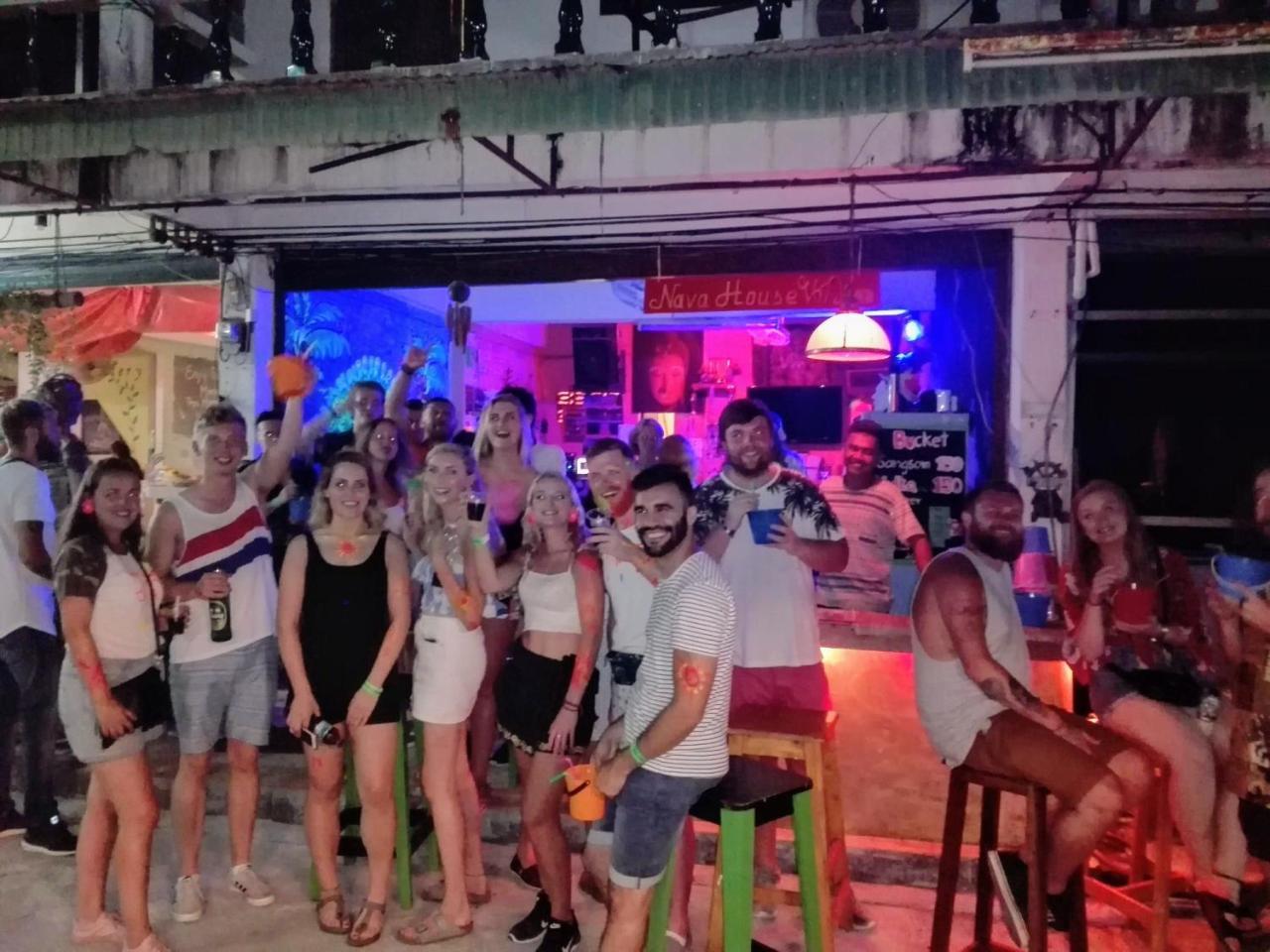 Maddy'S Hostel Ko Pha Ngan Exterior photo
